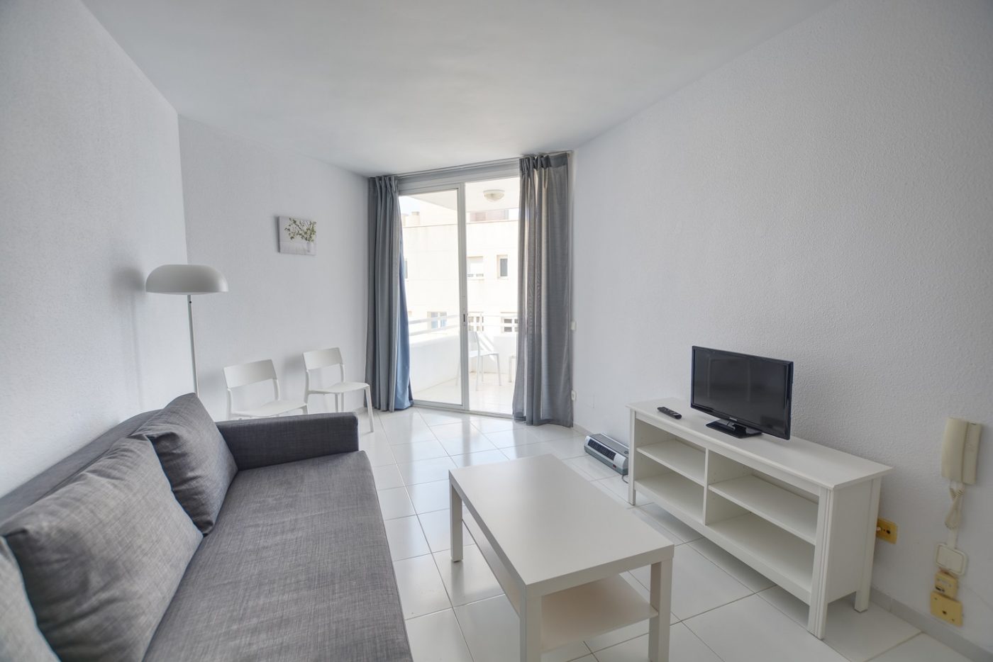 Yearly rental Apartment Cala de Bou